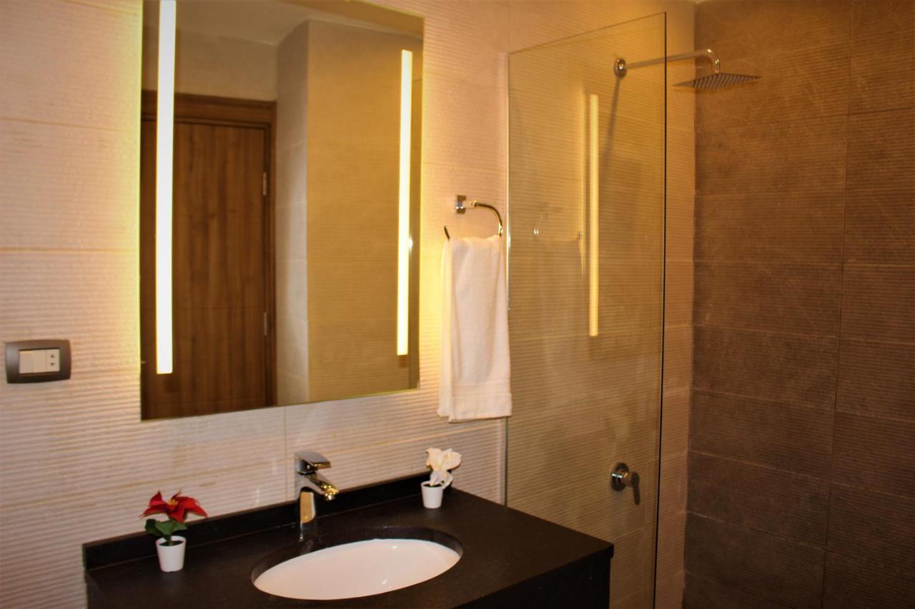 New Merryland Hotel Амман Екстер'єр фото