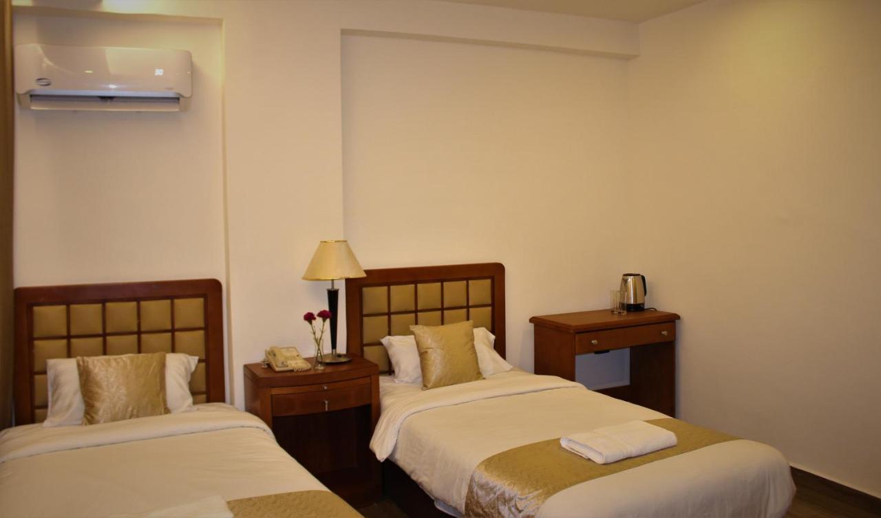 New Merryland Hotel Амман Екстер'єр фото